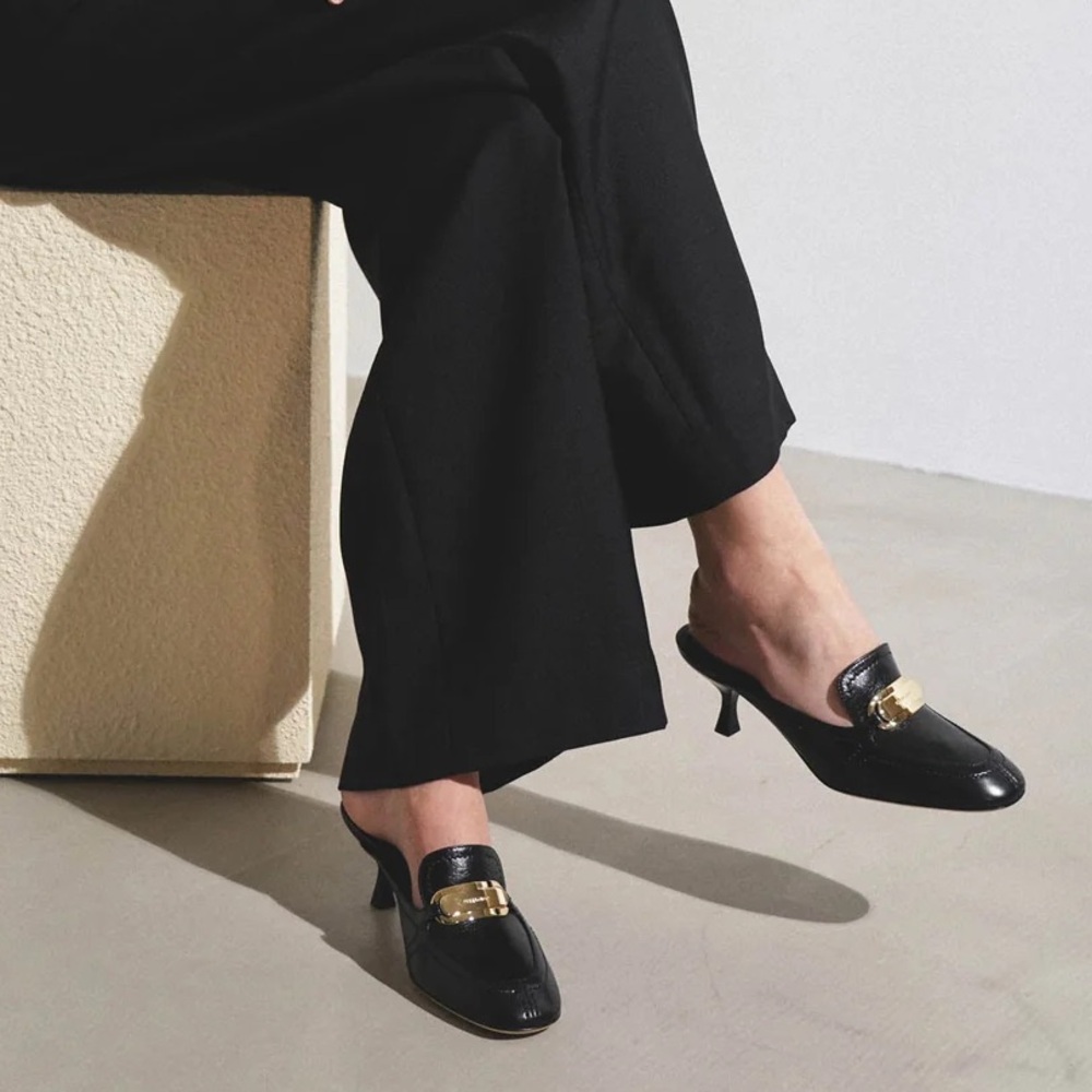 Salvatore Ferragamo Elodye Logo Plaque Kitten Heel Leather Slide Mules NWT $950